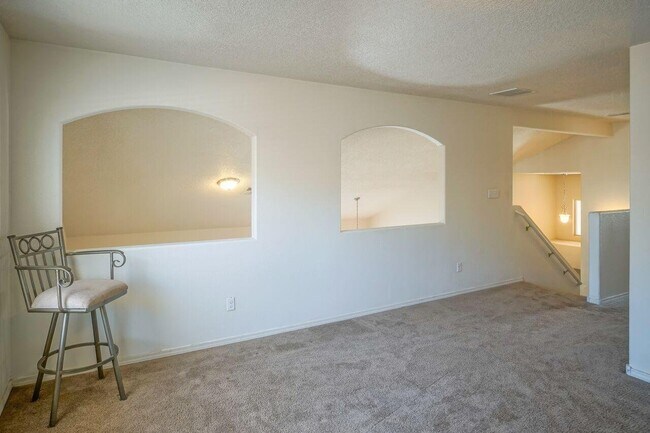 Building Photo - 2045 N Ensenada Cir SE