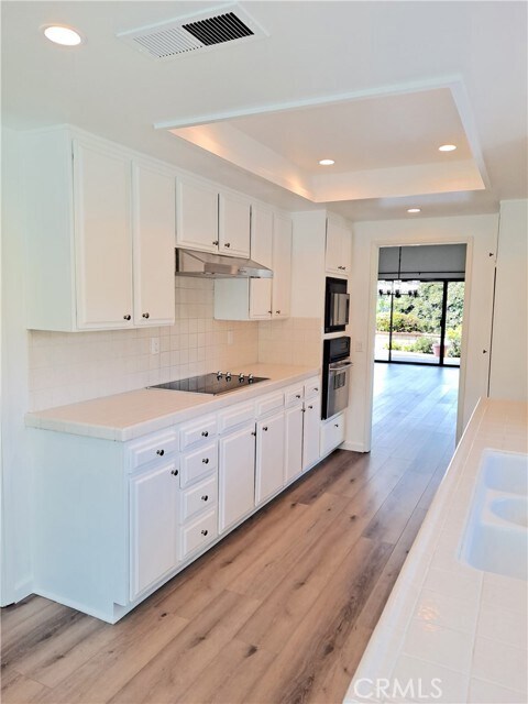 Building Photo - 1917 Yacht Maria