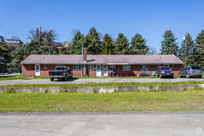 Building Photo - Green Valley Apartments