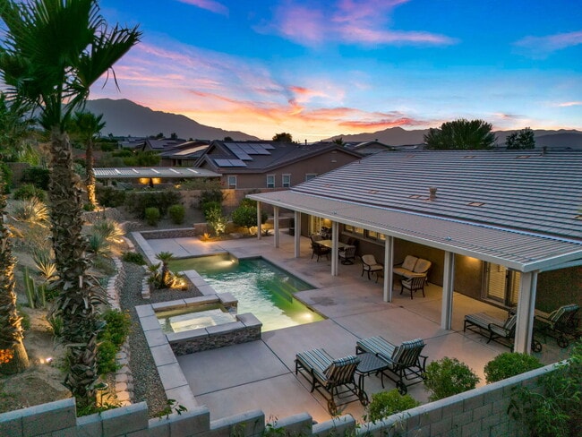 Building Photo - 73757 Picasso Dr