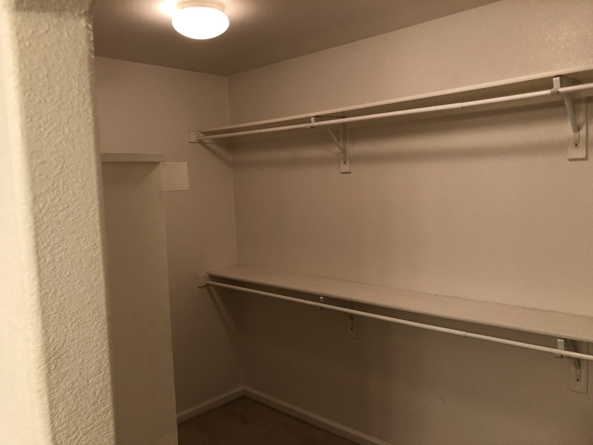 Master Walk in closet - 6806 W 3rd St