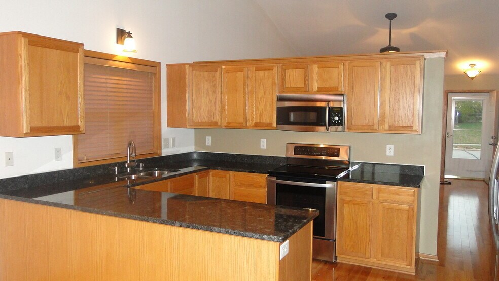 Building Photo - 1241 Gas Light Dr