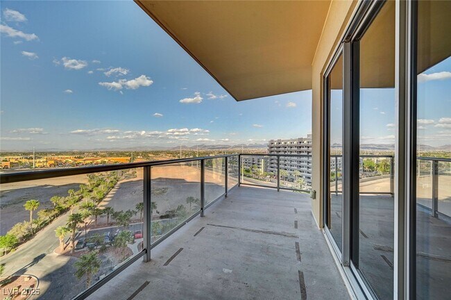 Building Photo - 8255 S Las Vegas Blvd