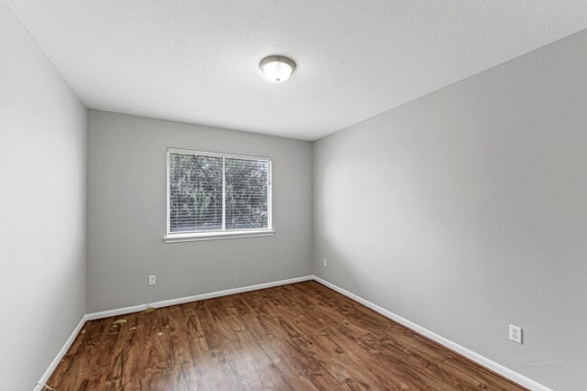 Building Photo - 20347 Hunterclif Ln