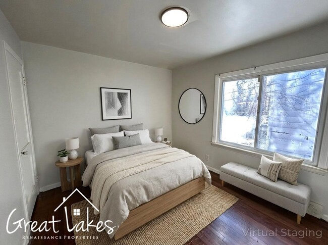 Building Photo - Charming 2 Bedroom 1 Bathroom now available for rent