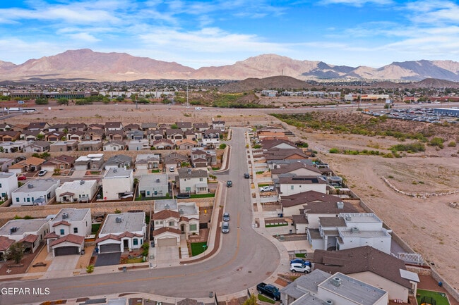 Building Photo - 408 Indigo Ct