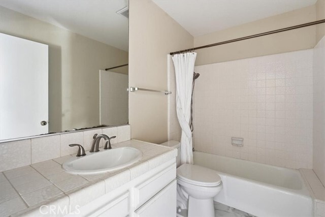 Building Photo - 780 Carriage Cir