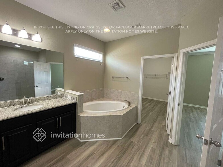 Building Photo - 32510 Harmony Oaks Dr