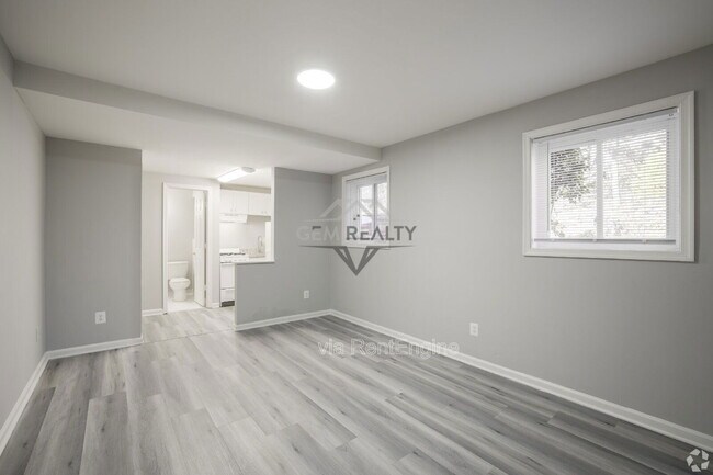 Building Photo - 14402 Gemstone Dr