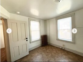 Building Photo - 645 E Orange St