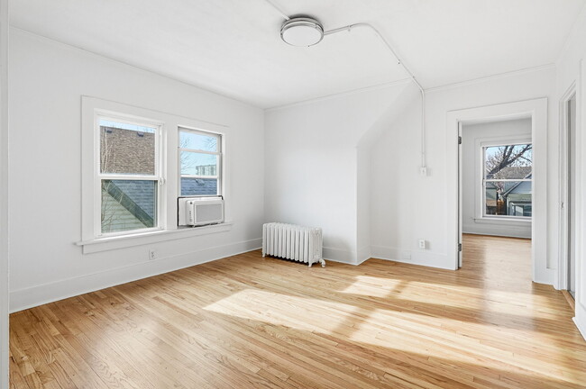 Building Photo - 730 Inca St