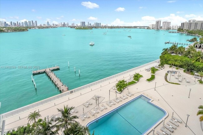 Building Photo - 1000 West Ave