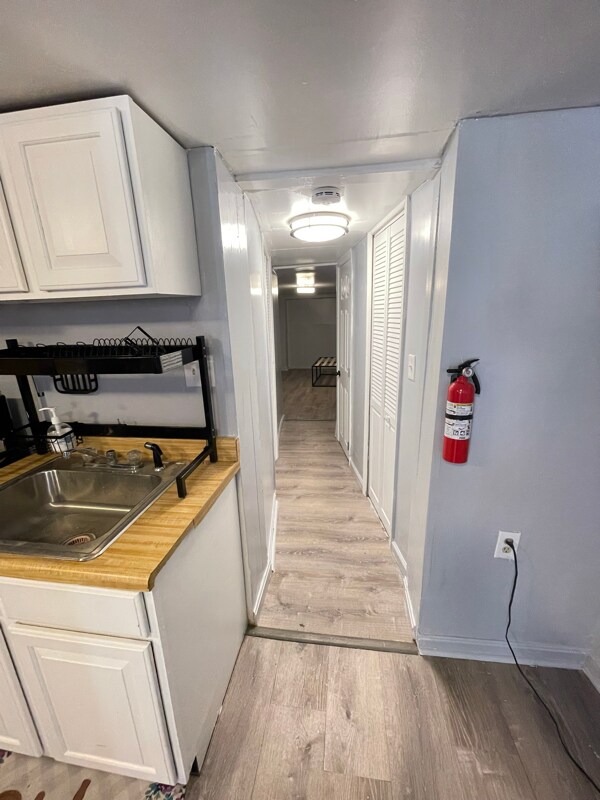 Building Photo - 204 34th St NE