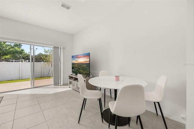 Building Photo - 3575 Landing Net Dr