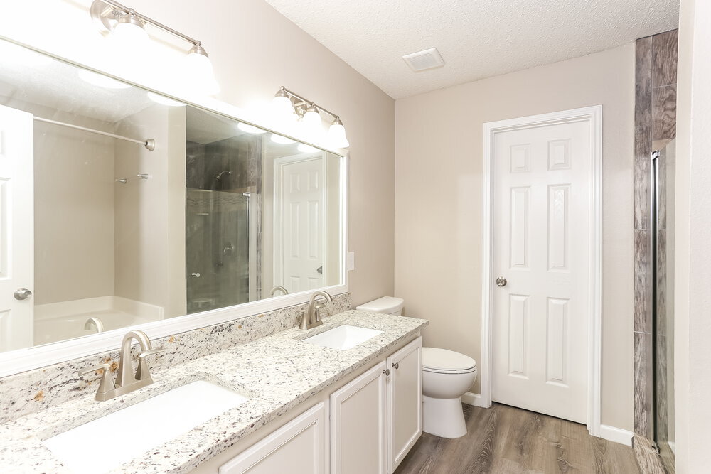 Building Photo - 621 Almandora Dr