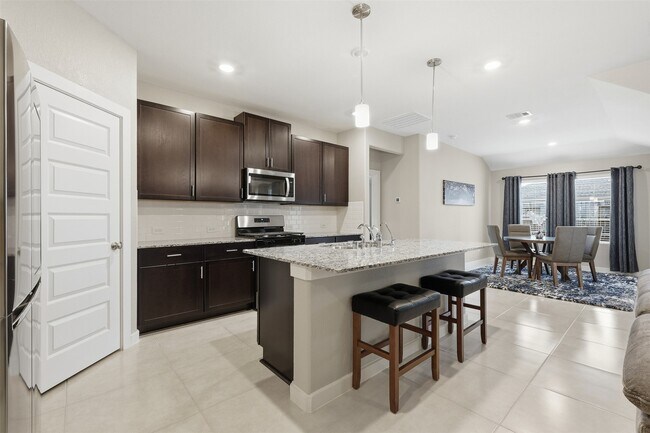 Building Photo - 14139 Greystone Ter St