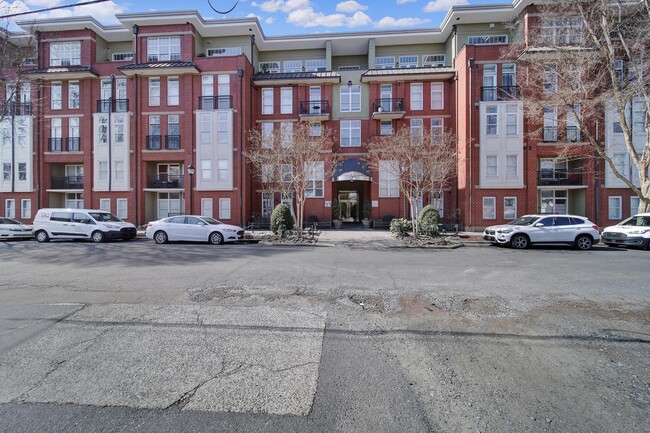 Primary Photo - Beautiful 2 Bed 2 Bath Condo in Dilworth!