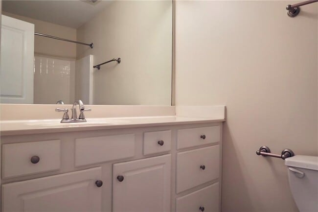 Building Photo - 515 Village Arbor Park NW