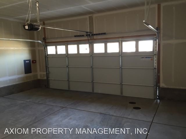 Building Photo - 3 br, 2.5 bath House - 2129 Pasqual Dr.