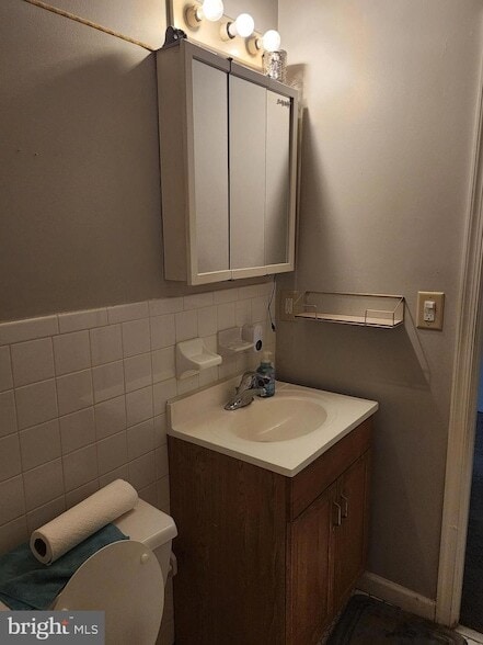 Building Photo - 8030-8000 Ditman St