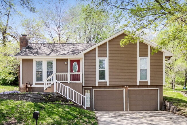 Building Photo - 708 Cosby St