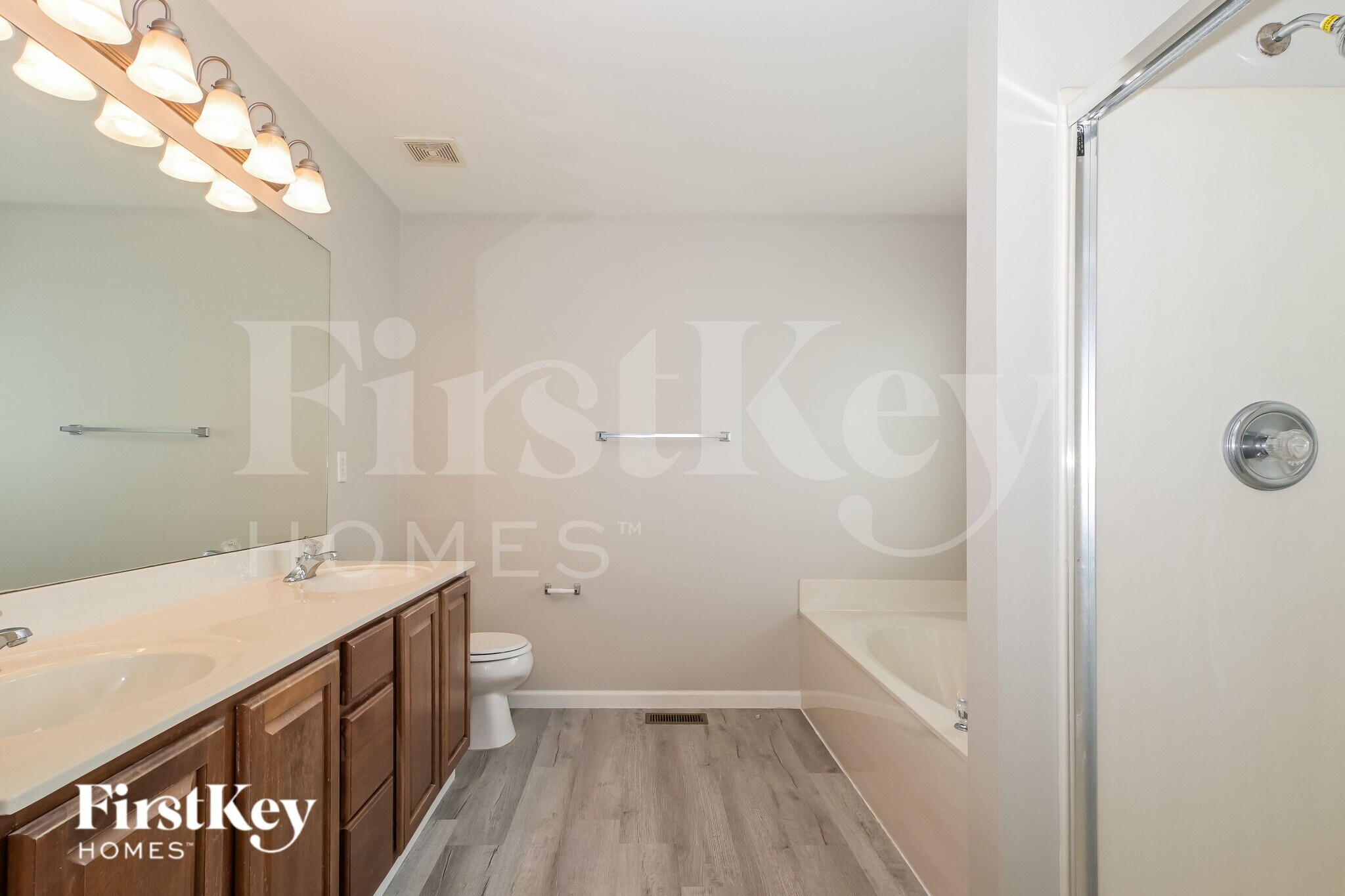 Building Photo - 217 Hawksbury Pl