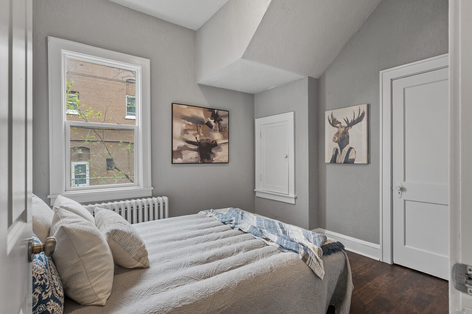 Building Photo - 422 Lafond Ave