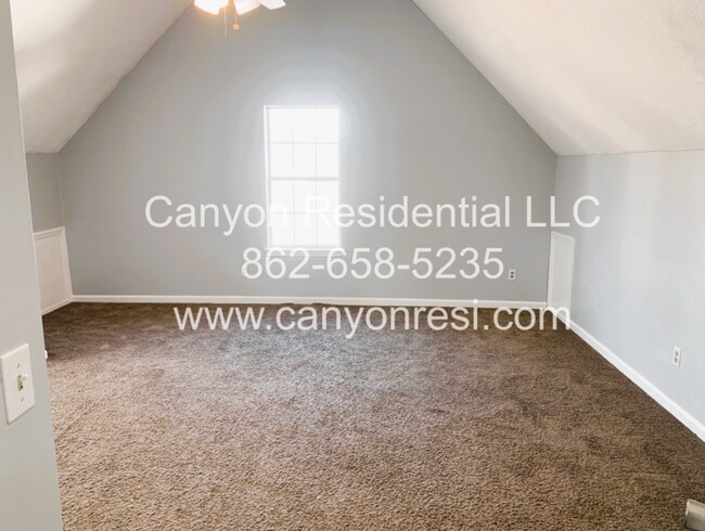 Building Photo - 2554 Willenhall Way