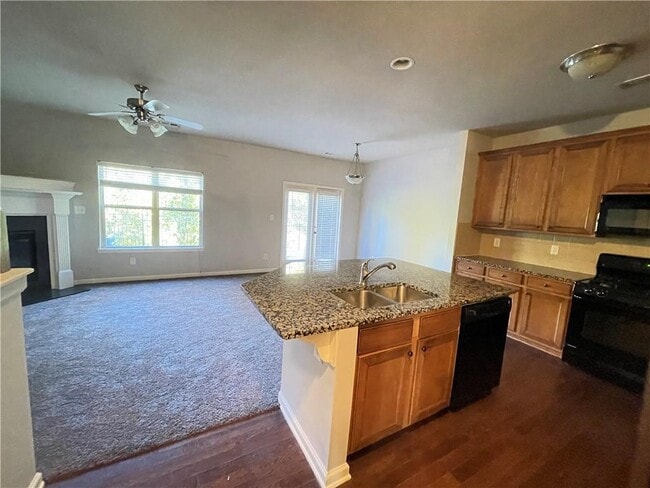 Building Photo - 2575 Maple Leaf Terrace