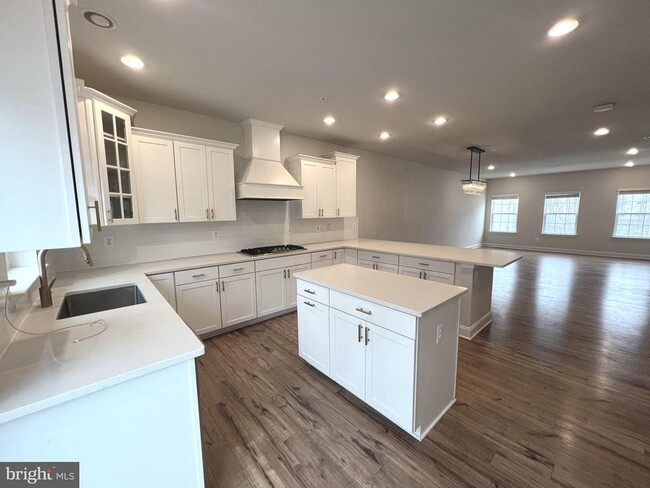 Building Photo - 1286 Orchid Rd