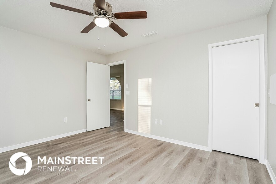 Building Photo - 13430 Litewood Dr