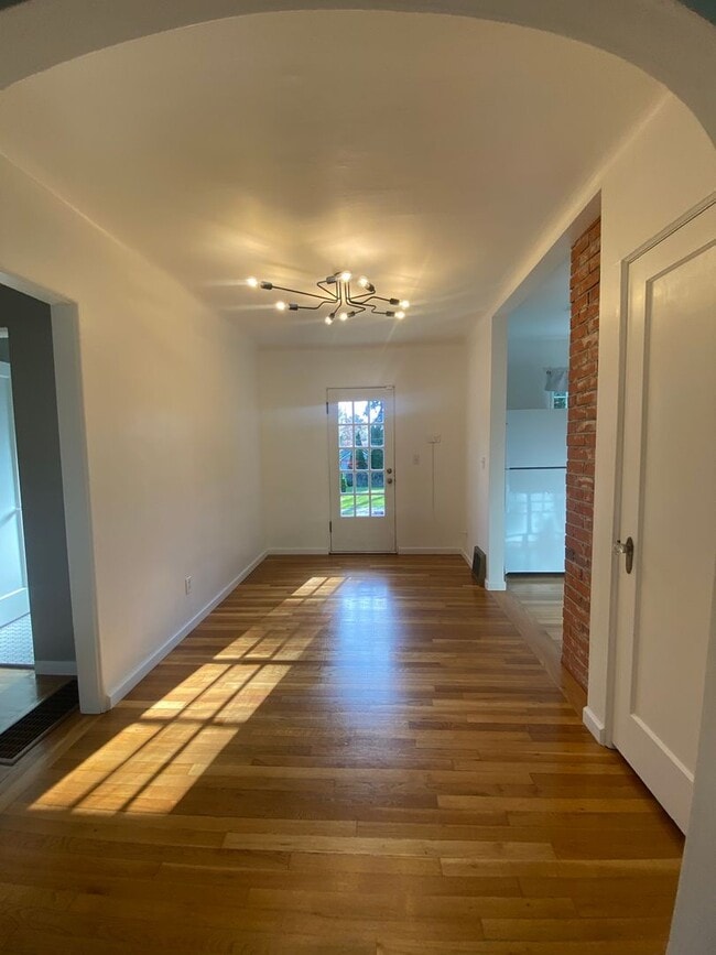 Building Photo - Perry District Gem – Move-In Ready 3 plus Bed / 2 Bath Brick Home with Finished Basement & 2-Car ...