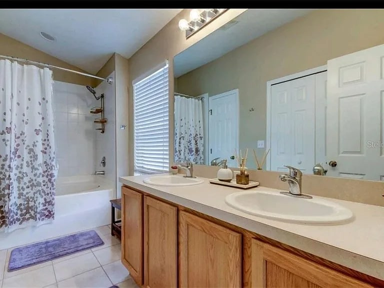 Building Photo - 5116 6th St N