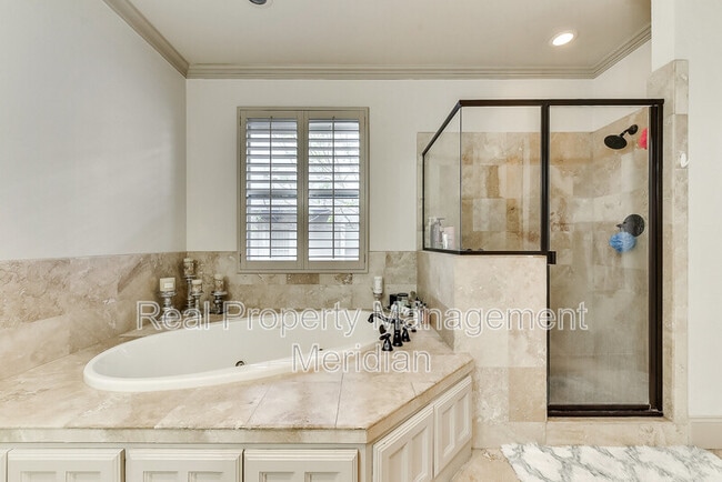 Building Photo - 3822 Brown St