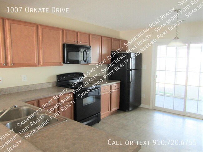 Building Photo - 1007 Ornate Dr