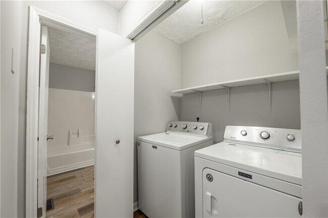 Building Photo - 1630 Homestead Trail