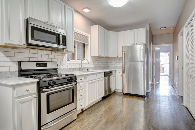 Building Photo - 1444 N Campbell Ave