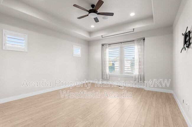 Building Photo - 1457 S Canyon View Dr