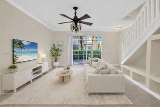 Building Photo - 2142 Madeira Dr