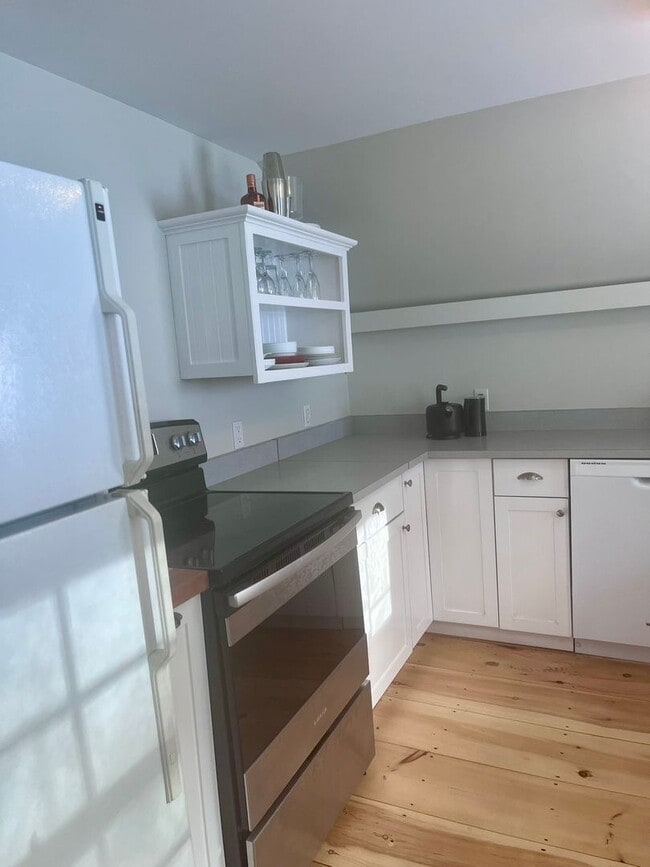 Building Photo - 2 Bedroom in Woodstock