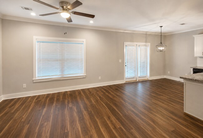 Building Photo - 510 Marlboro Ave