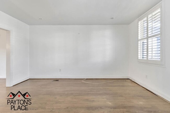 Building Photo - Beautifully Renovated in home in Historic Anacostia