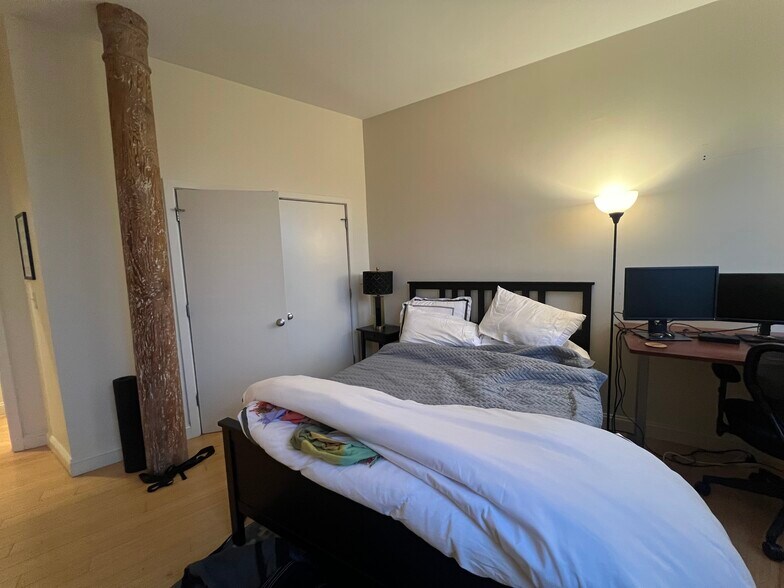 Building Photo - 450 Harrison Ave