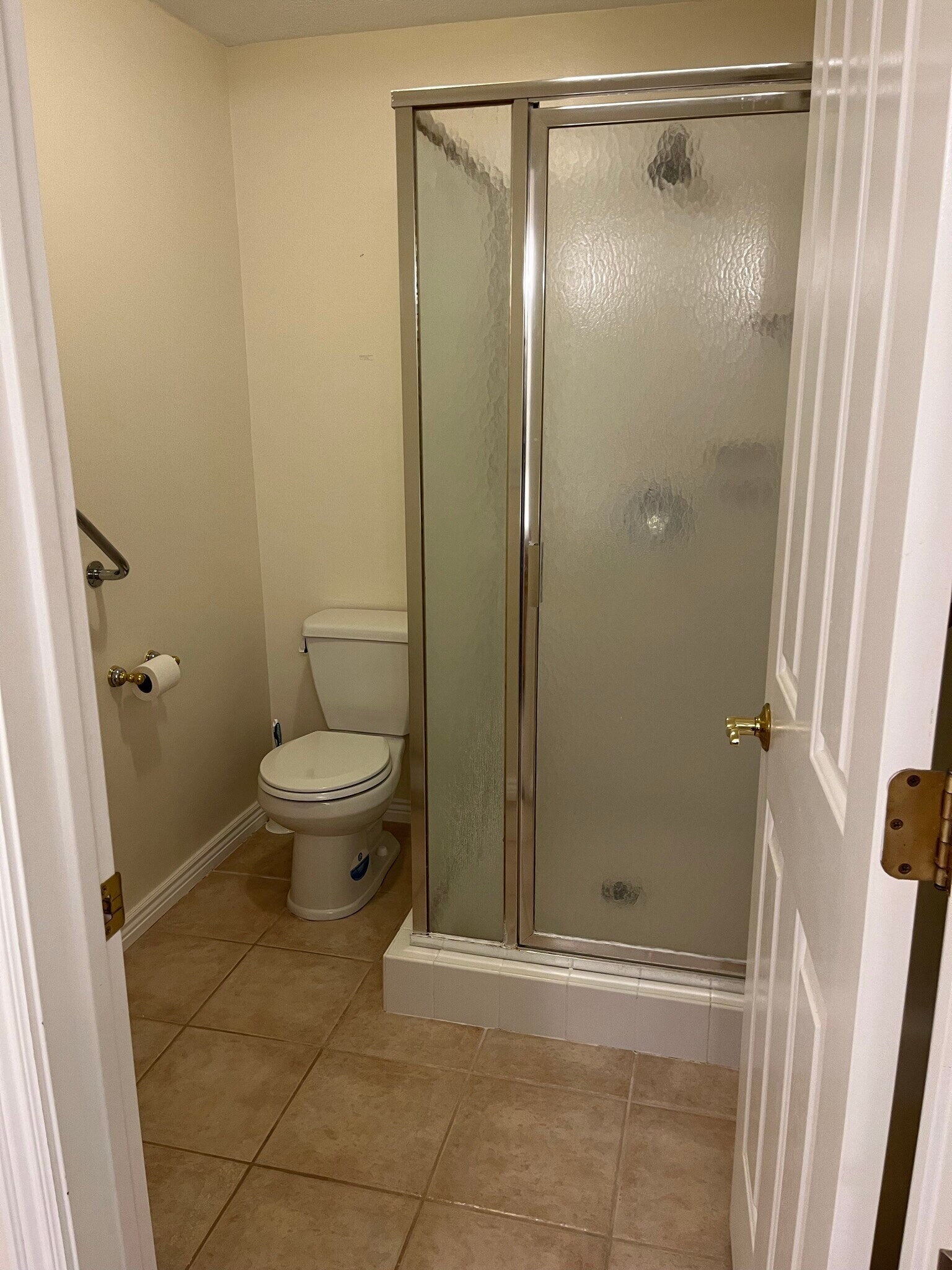 Building Photo - 1126 Heather Cir