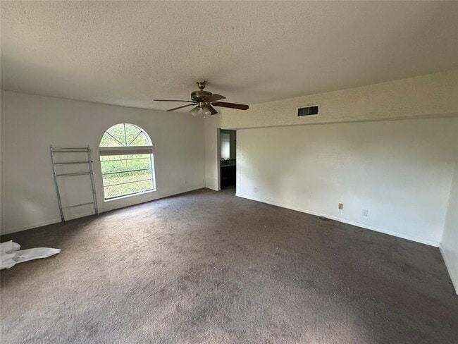 Building Photo - 254 Lone Star Rd