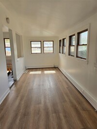Building Photo - 29 Hackensack Rd
