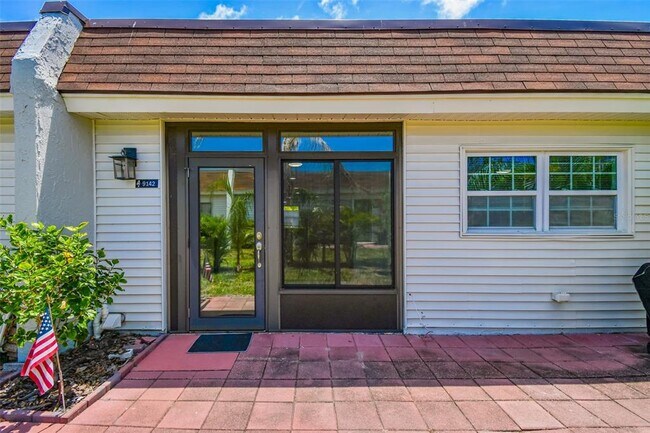 Building Photo - 9032 Mission Oaks Blvd