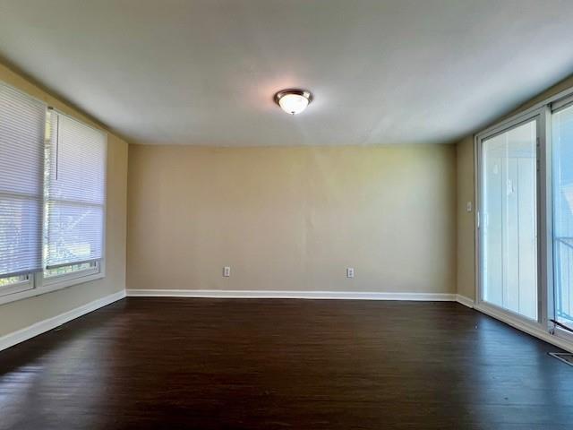 Building Photo - 1597 Gilston Ct
