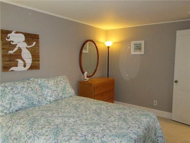 Building Photo - 5443 Post Rd