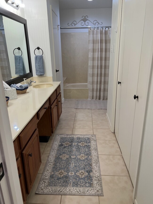 Building Photo - 1814 Veranda Dr